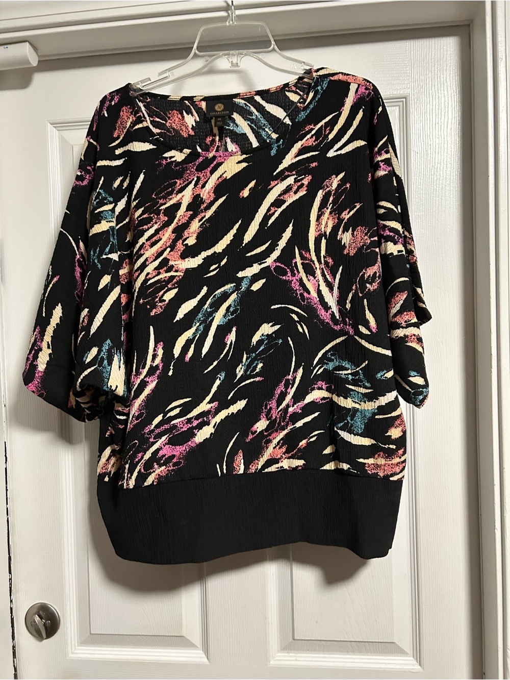 JM Collection Black Abstract Brushstroke Short Sleeve Top
